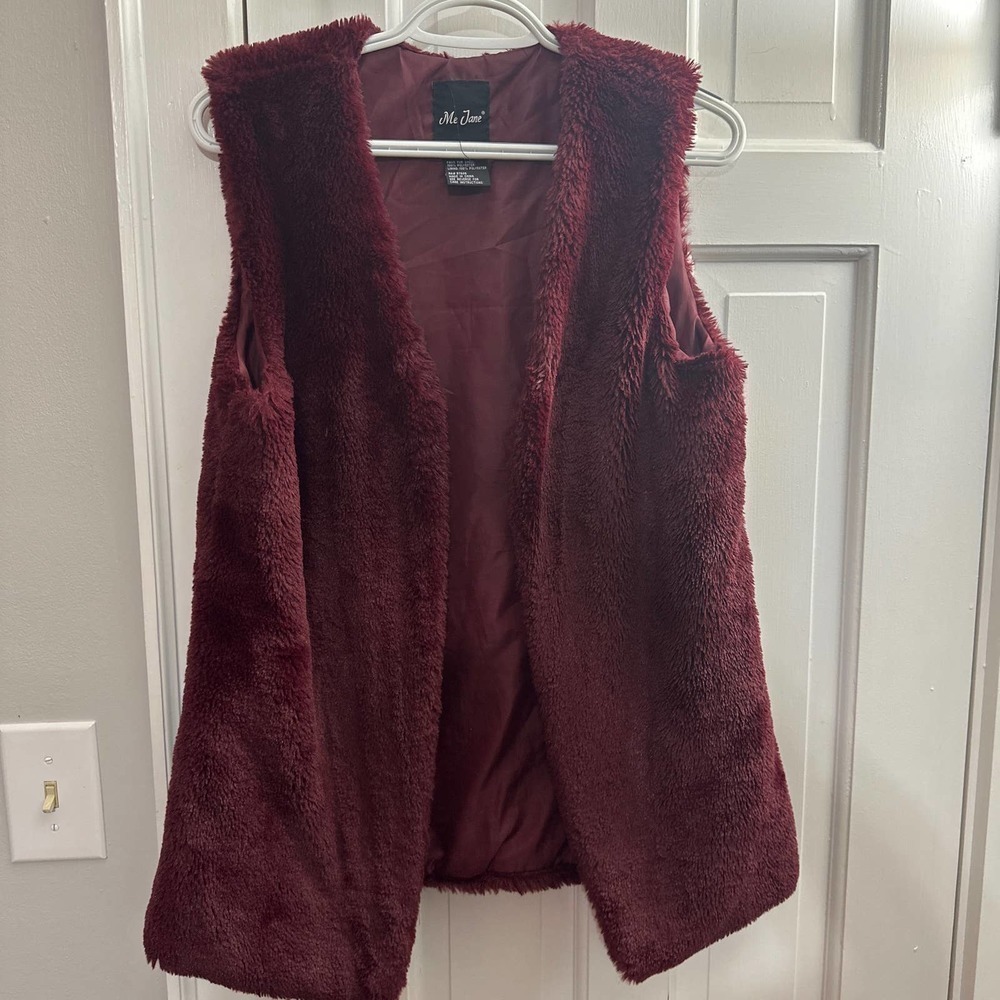 Me Jane faux fur vest